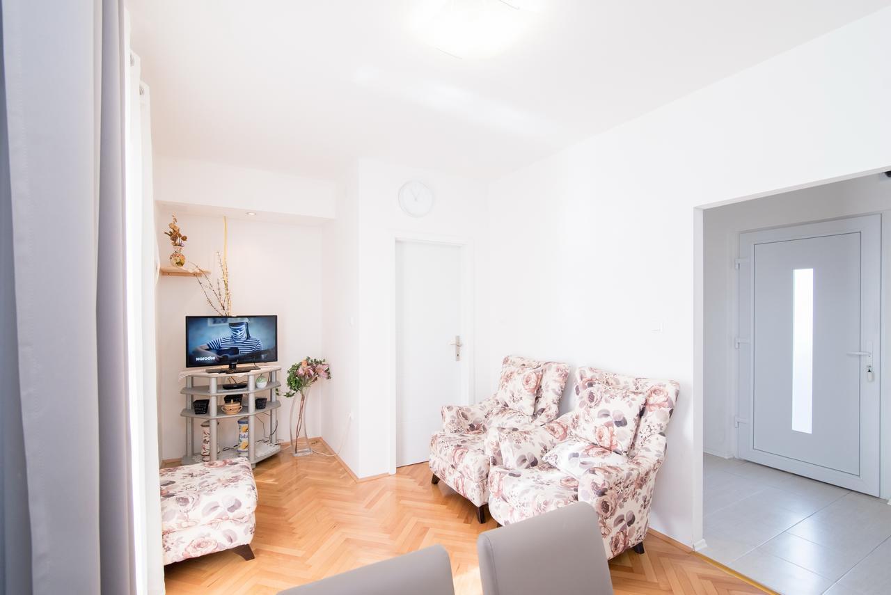 Apartment Seventh Heaven Podstrana Esterno foto